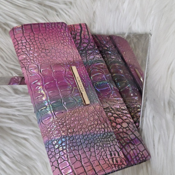 💜🔹️BRAHMIN 🔹️Magical Mini Melbourne Cordelia Wallet NWOT (HARD TO FIND) - Picture 3 of 7